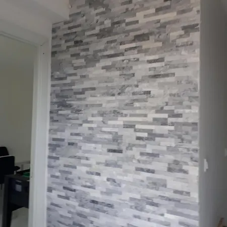 Ali סאבניי-לה-טמפל